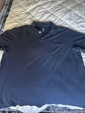 Men's Short-Sleeve navy Polo with Chest Pocket